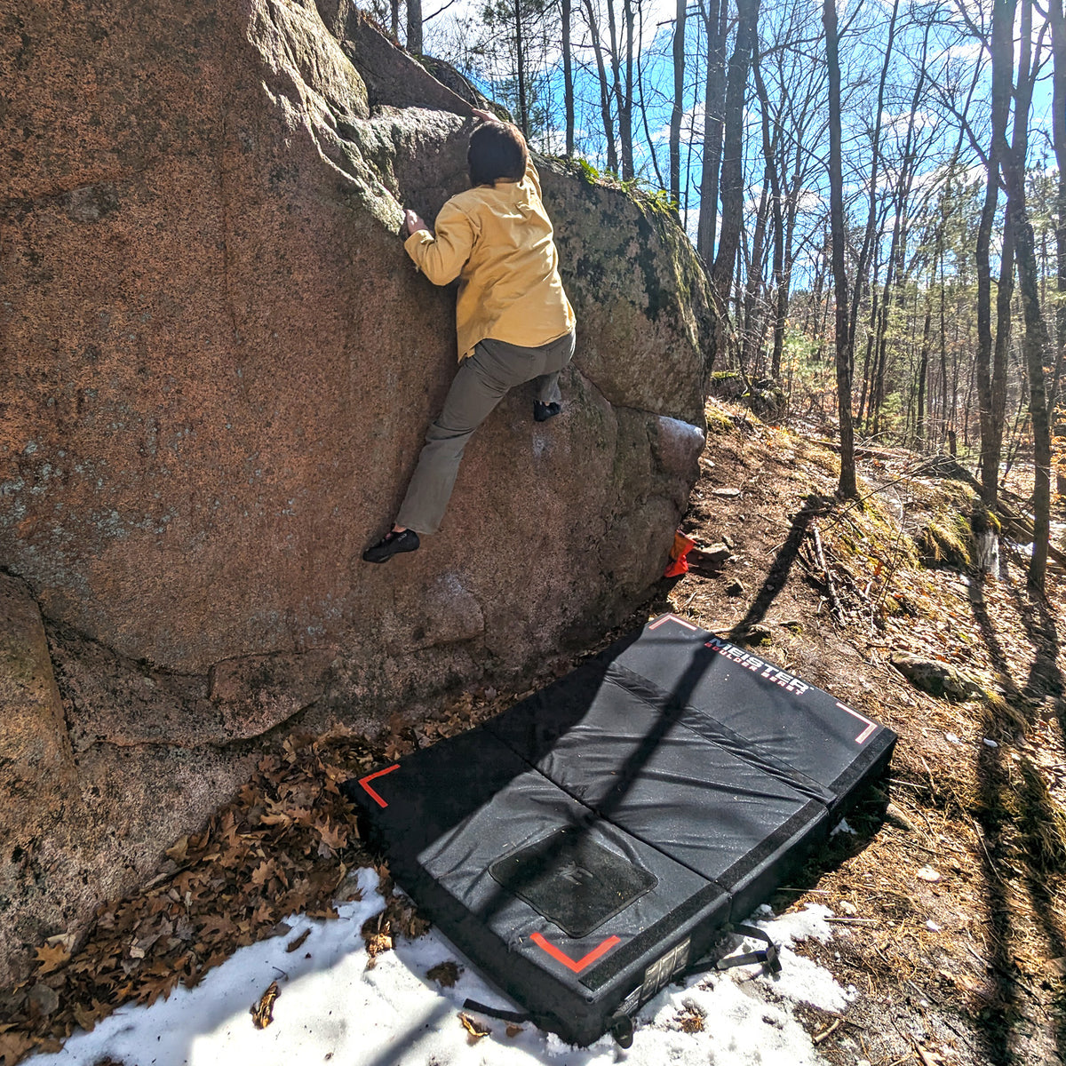 Meister Boulder Beast Tri Fold Climbing Crash Pad w Backpack Straps